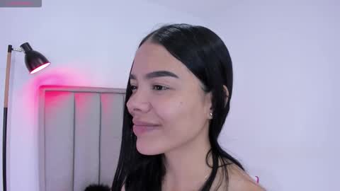 Snapshot of valery__nova chatting on 25, 10, 2025 Cris online show from 25, 10, 2025