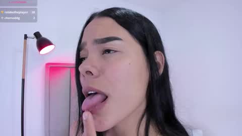 Snapshot of valery__nova chatting on 14, 11, 2025 Cris online show from 14, 11, 2025