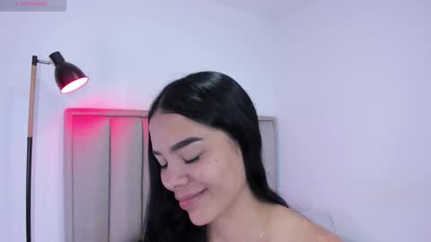 Snapshot of valery__nova chatting on 20, 11, 2025 Cris online show from 20, 11, 2025