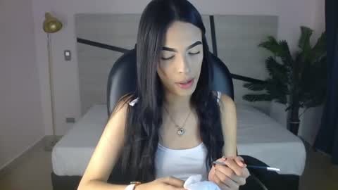 valery_restrepo online show from 30, 7, 2026