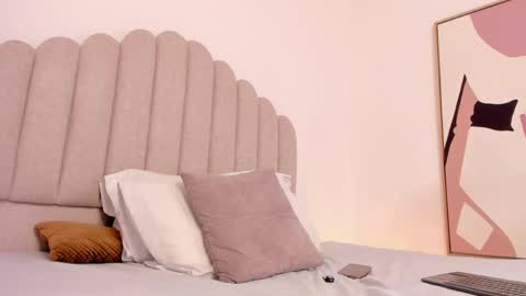 Snapshot of valery_santorini chatting on 23, 4, 2026 VALERY online show from 23, 4, 2026