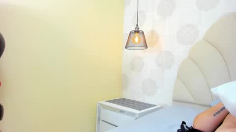 Snapshot of valery_smitd chatting on 1, 2, 2025 Valery online show from 1, 2, 2025