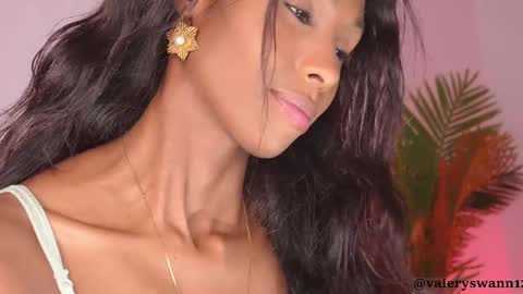 Valery swan1 online show from 4, 10, 2025