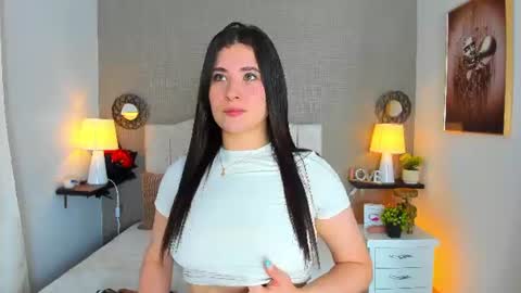 Snapshot of valeryfoxt chatting on 7, 7, 2026 valery online show from 7, 7, 2026