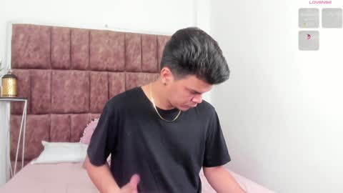 Valery Stonne  online show from 25, 1, 2025