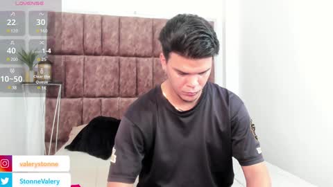 Valery Stonne  online show from 28, 1, 2025