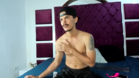 Valery Stonne  online show from 16, 9, 2025