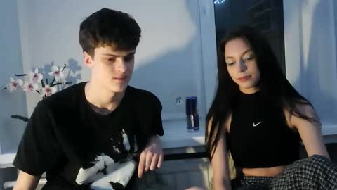 valesios online show from 4, 12, 2025