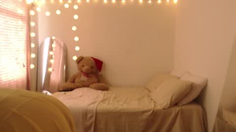 VALIENTE  online show from 22, 12, 2025