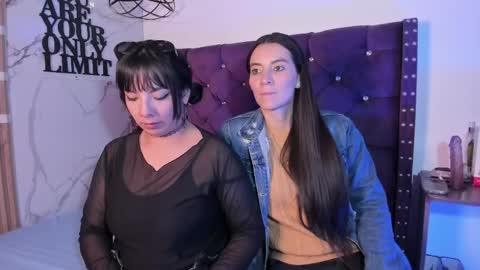 Valkiria and Dione online show from 2, 6, 2026
