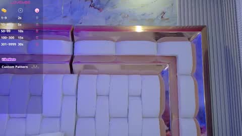 Valkiria moore  online show from 28, 9, 2025