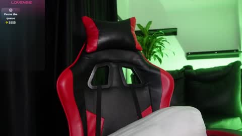 Snapshot of valkyria12 chatting on 25, 9, 2025 Valkyria online show from 25, 9, 2025