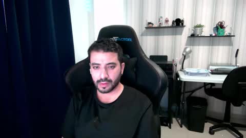 Roberto Carlos online show from 2, 11, 2025