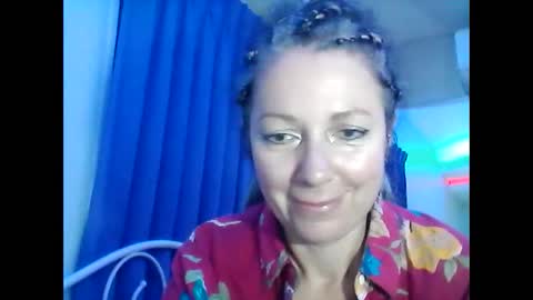 Snapshot of valleriwind chatting on 31, 1, 2025 ValleriWind online show from 31, 1, 2025