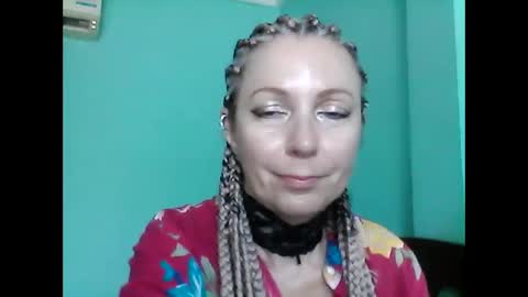 Snapshot of valleriwind chatting on 10, 2, 2025 ValleriWind online show from 10, 2, 2025