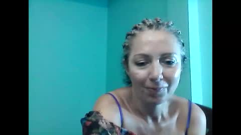 Snapshot of valleriwind chatting on 19, 2, 2025 ValleriWind online show from 19, 2, 2025