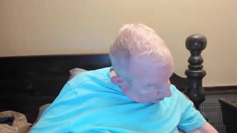 Snapshot of valleylaker chatting on 19, 12, 2024 valleylaker online show from 19, 12, 2024