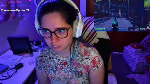 Im Violet online show from 7, 12, 2024