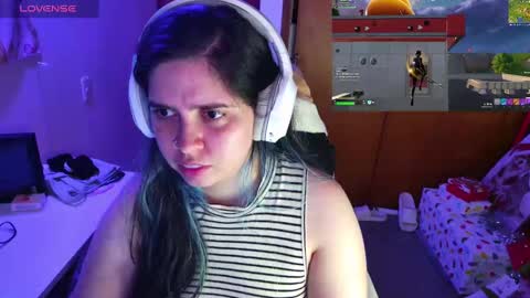 Im Violet online show from 12, 12, 2024