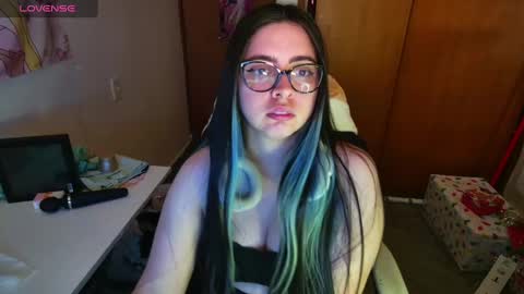 Im Violet online show from 20, 12, 2024