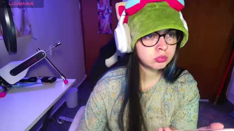 Im Violet online show from 23, 1, 2025