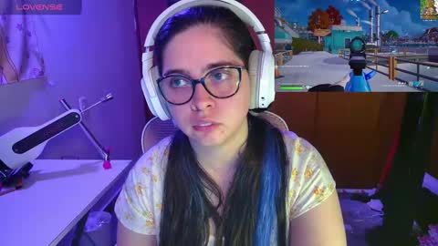 Im Violet online show from 25, 2, 2025