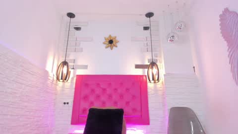 Snapshot of valloletsamar chatting on 24, 1, 2025 Vallolet Peach online show from 24, 1, 2025