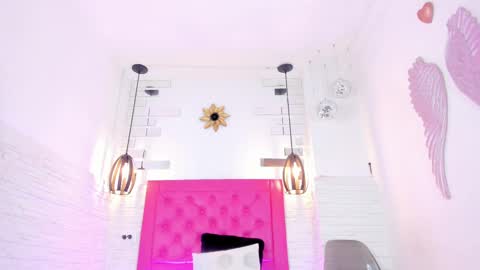 Snapshot of valloletsamar chatting on 14, 2, 2025 Vallolet Peach online show from 14, 2, 2025