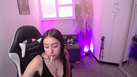 vallolett__ online show from 21, 11, 2025