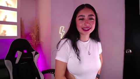 vallolett__ online show from 7, 4, 2026