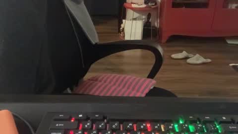 Little Devil online show from 1, 3, 2025