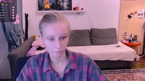 Little Devil online show from 5, 10, 2025