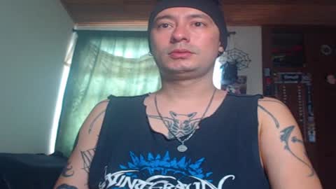 vampireathome online show from 5, 2, 2025