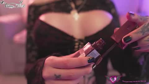 Snapshot of vampyy_doll chatting on 8, 10, 2025 Please help me to reach 300 thumbs up online show from 8, 10, 2025
