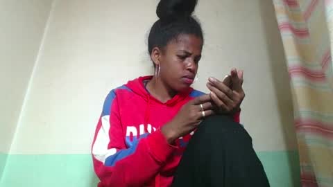 Snapshot of vanafiry chatting on 12, 1, 2025 vanafiry online show from 12, 1, 2025