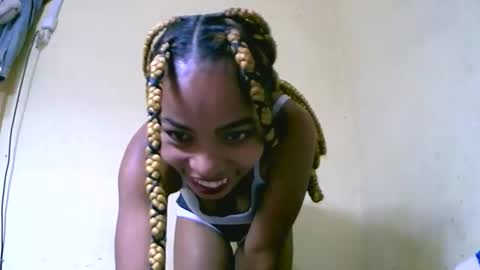 Snapshot of vanah344375 chatting on 19, 10, 2025 vanah344375 online show from 19, 10, 2025