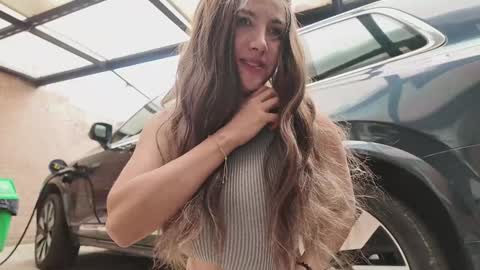 vanessa online show from 1, 10, 2025