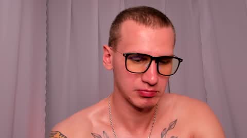 Vance online show from 8, 12, 2024