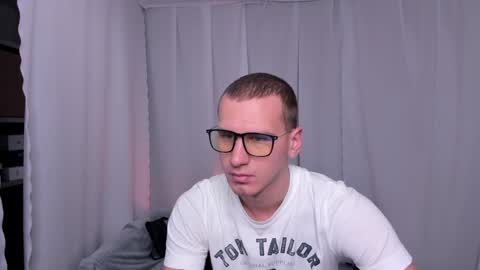 Vance online show from 10, 12, 2024