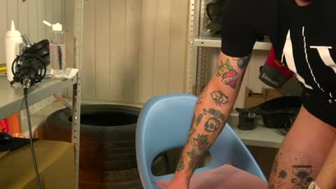 Vance online show from 11, 1, 2025