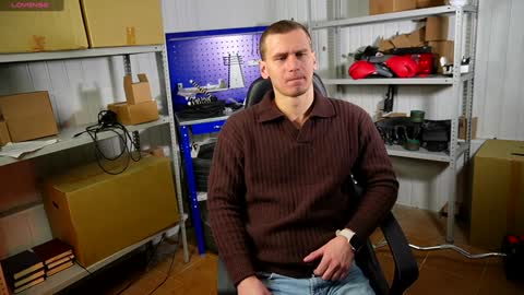 Vance online show from 6, 2, 2025