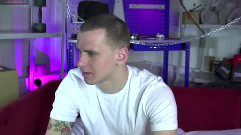 Vance online show from 8, 3, 2025