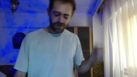 Emy online show from 8, 10, 2025