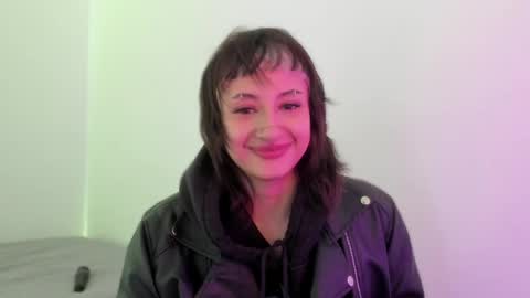 Snapshot of vandalovee chatting on 21, 4, 2026 Babi Alu online show from 21, 4, 2026
