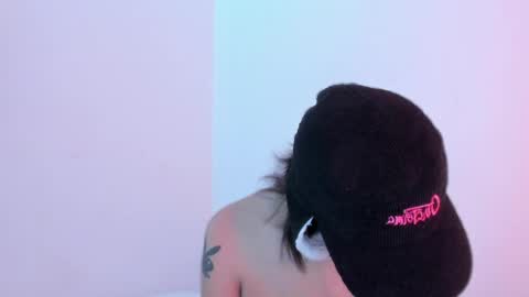 Snapshot of vandalovee chatting on 27, 4, 2026 Babi Alu online show from 27, 4, 2026