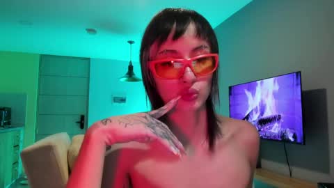 Snapshot of vandalovee chatting on 4, 5, 2026 Babi Alu online show from 4, 5, 2026