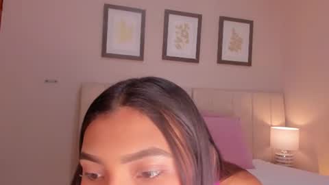 Snapshot of vanessa__cb chatting on 16, 6, 2026 vanessa__cb online show from 16, 6, 2026