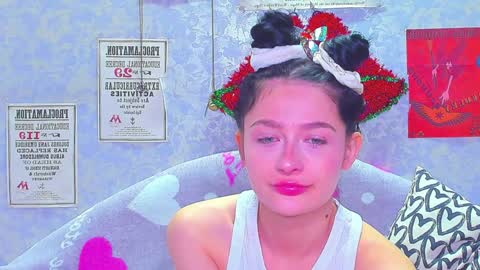 Snapshot of vanessa_florence chatting on 22, 12, 2024 RUSSIAN BARBIE BABE online show from 22, 12, 2024