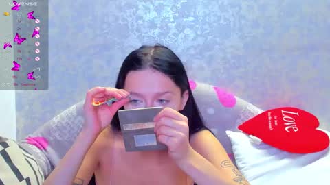 Snapshot of vanessa_florence chatting on 17, 10, 2025 RUSSIAN BARBIE BABE online show from 17, 10, 2025
