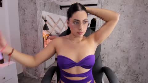 Vanessa  online show from 21, 12, 2025